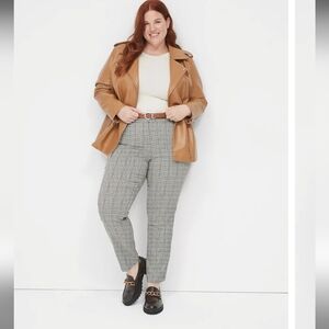 Lane Bryant NWT 10 Wide Women’s Faux Leather Brown Gold Chain Loafer Dress Shoes